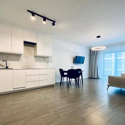 Location d’un appartement lumineux de 2 pièces dans la résidence prestigieuse Angel, 44 m², Wrocław, Pologne